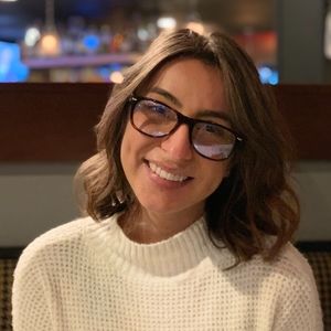 Meet your Posher, Carolina